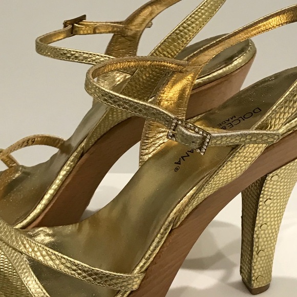 Dolce& Gabbana Gold Faux Snakeskin & Wood Sandals - Picture 2 of 7